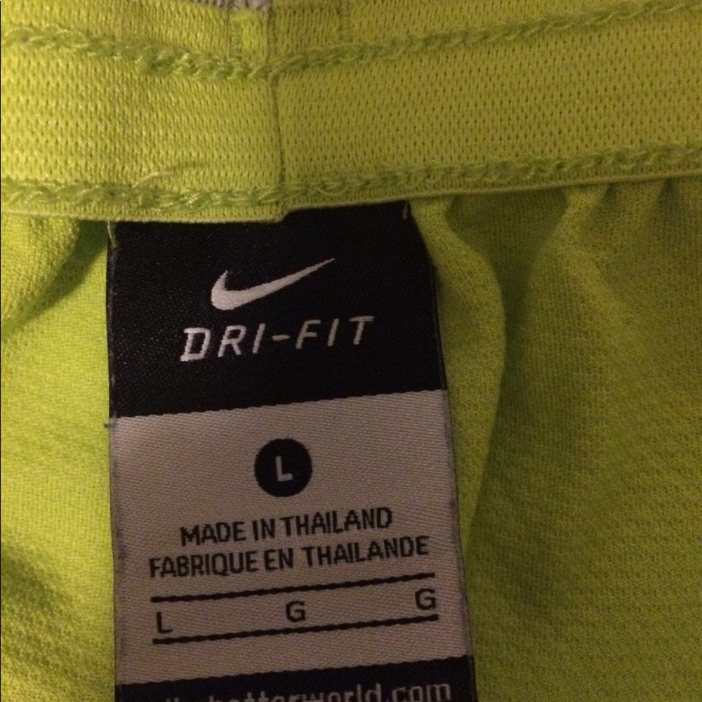 Nike basketball shorts Large